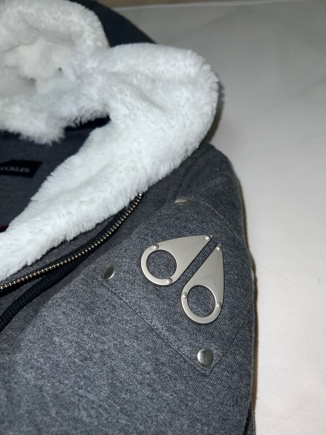 상태최상)무스너클 버니스웨터 퍼후드집업 그레이 s 상품이미지4