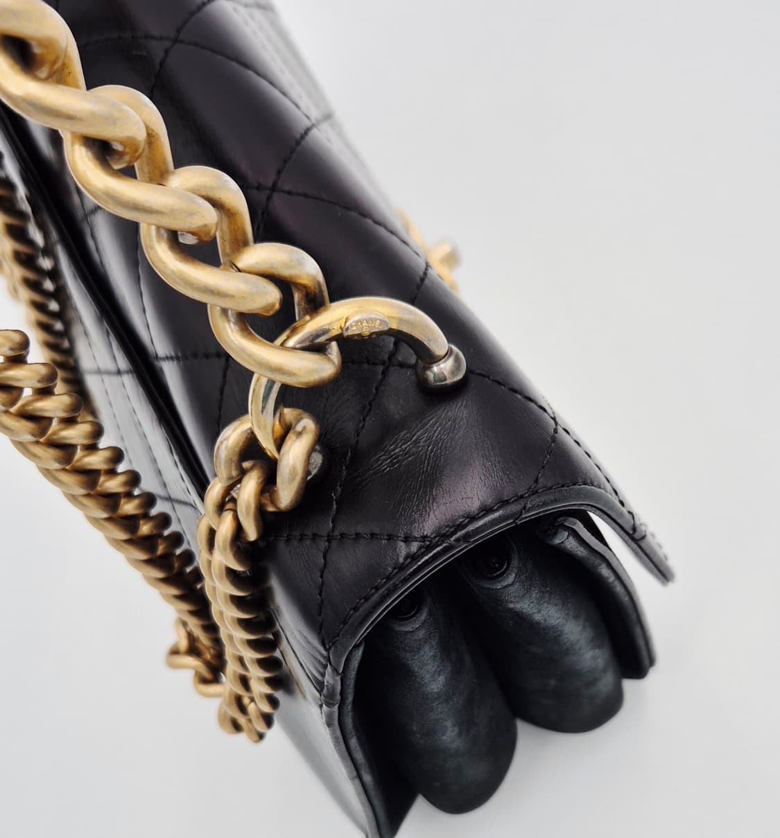 샤넬 플랩 아코디언 금장 체인 숄더백 상품이미지8