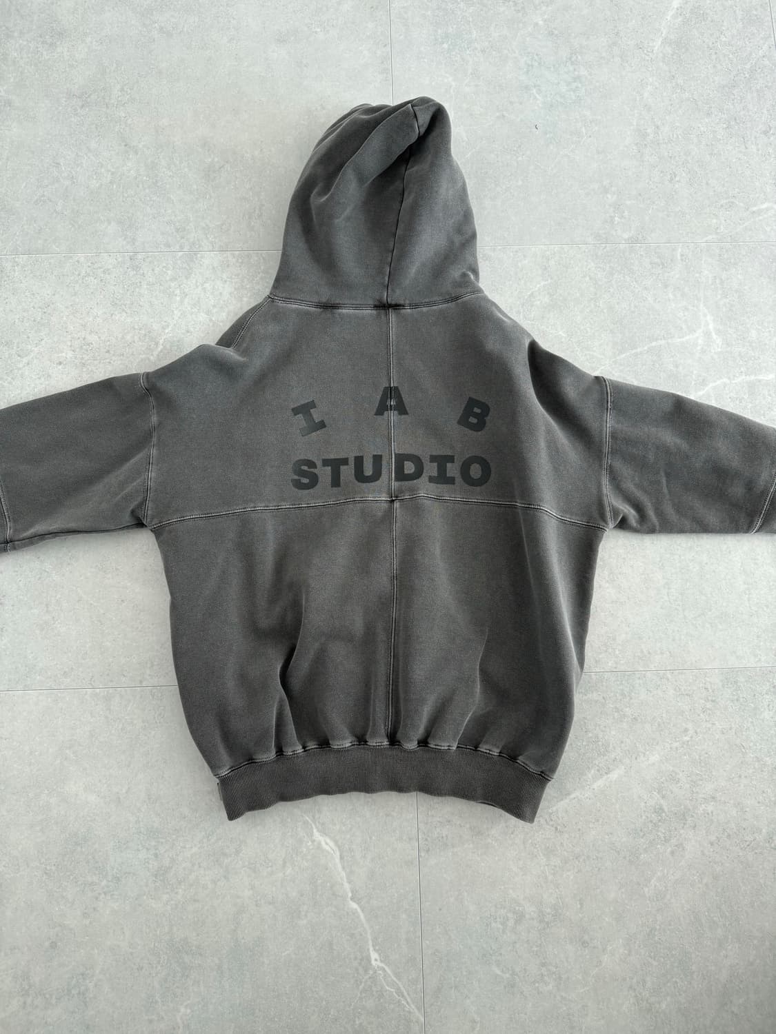 아이앱 스튜디오 블록 피그먼트 후드 블랙 상품이미지2