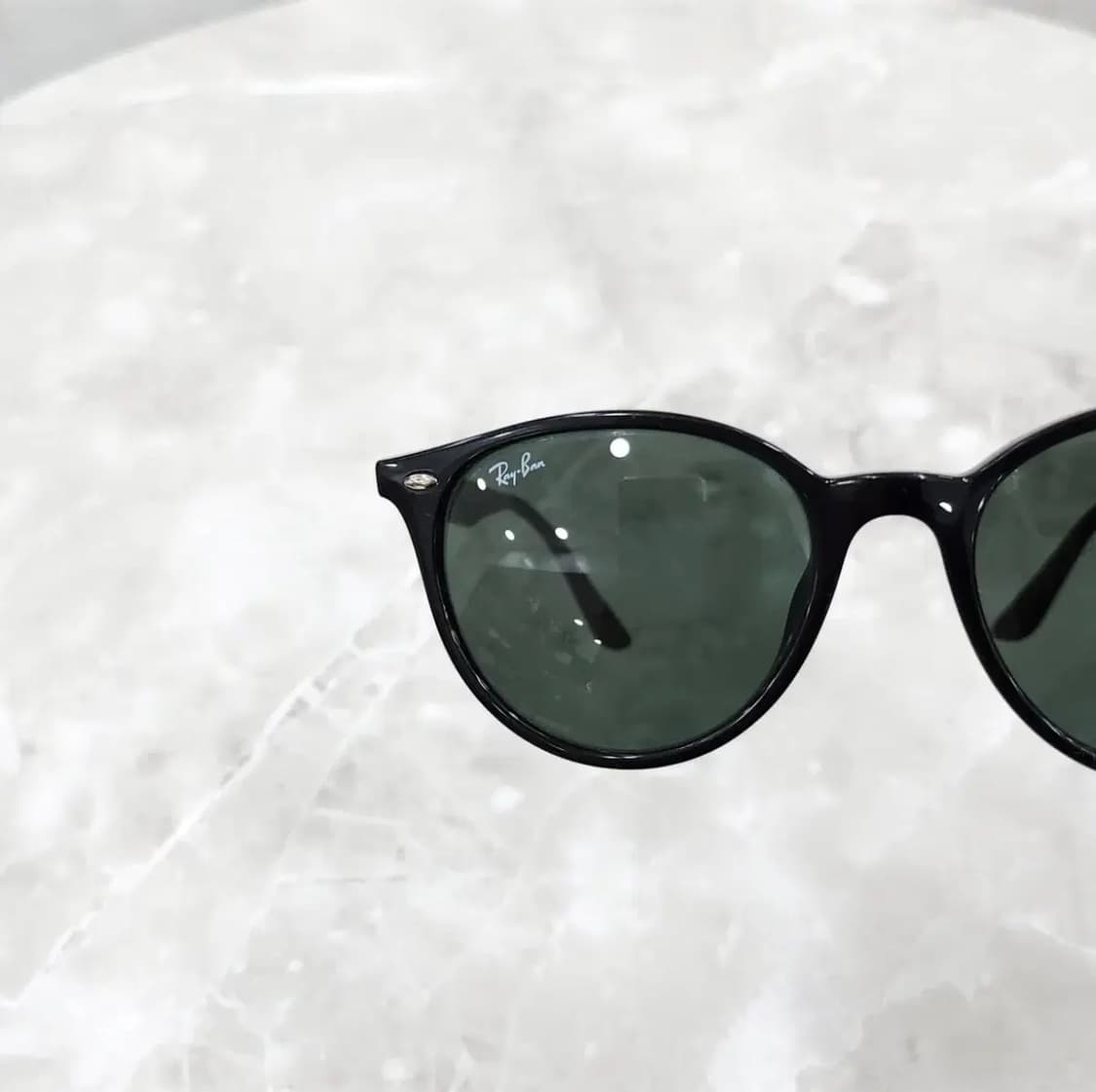 레이벤 RB4305-F 블랙 선글라스 상품이미지4