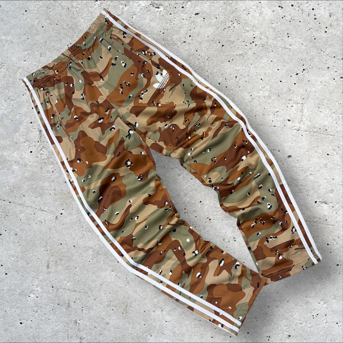 [M] 아디다스 파이어버드 초코 카모 트랙 팬츠 B356 상품이미지1