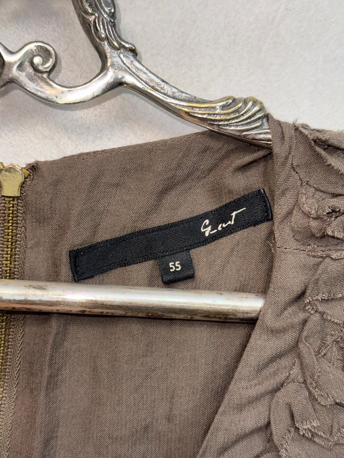 G-cut brown ruffle draped fabric ops  상품이미지7