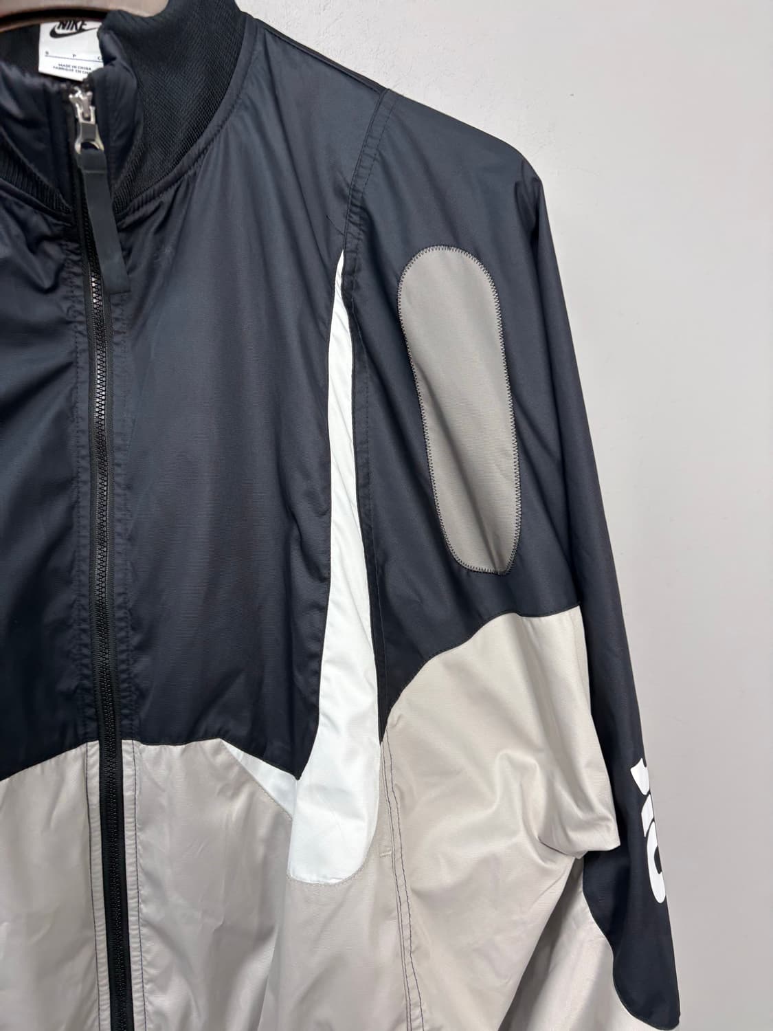 나이키 에어맥스 우븐 스우시 자켓 A2806 상품이미지3