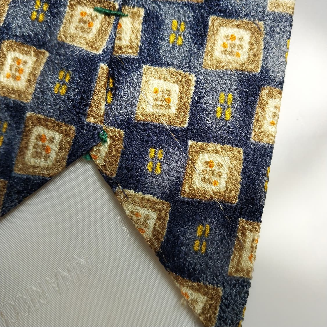 니나리치 실크 네이비&브라운 스퀘어 넥타이 8.5cm A~B등급 K914 상품이미지8