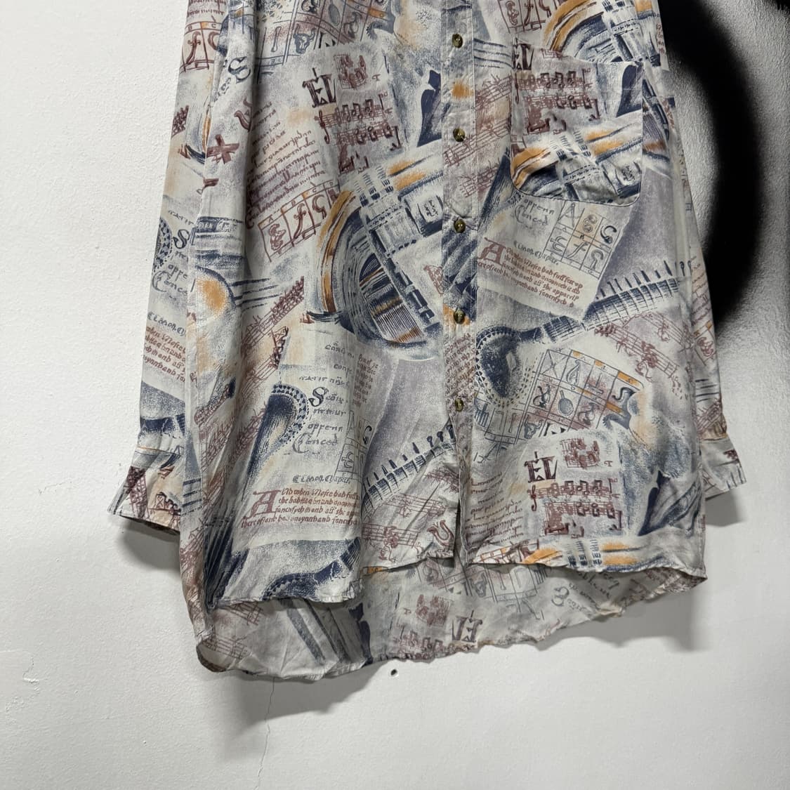 VTG 빈티지 100% 실크 아트 패턴 원 포켓 긴팔 셔츠 상품이미지3