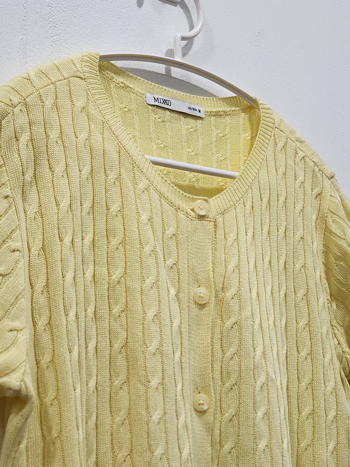 [M] 미쏘 MIXXO 옐로우 꽈배기 반팔 가디건 상품이미지4