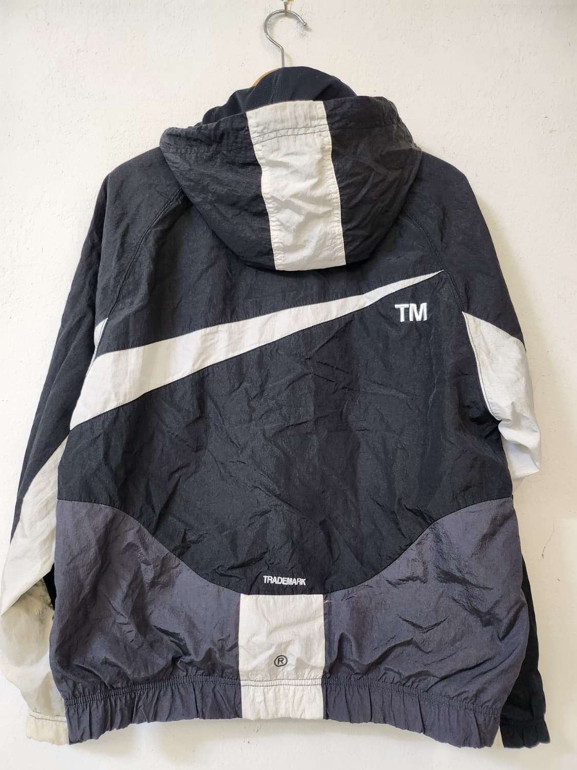 나이키 바람막이 상품이미지2