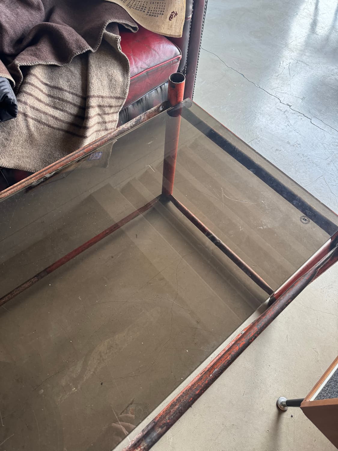 인더스트리얼느낌 유리 테이블 상품이미지10