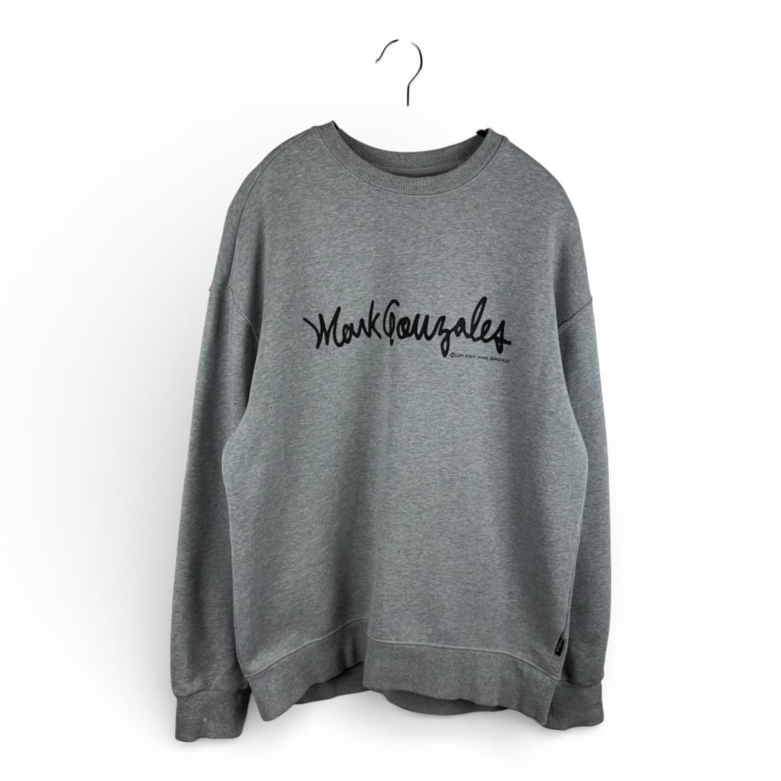 M) 마크곤잘레스 로고 맨투맨 그레이 상품이미지1