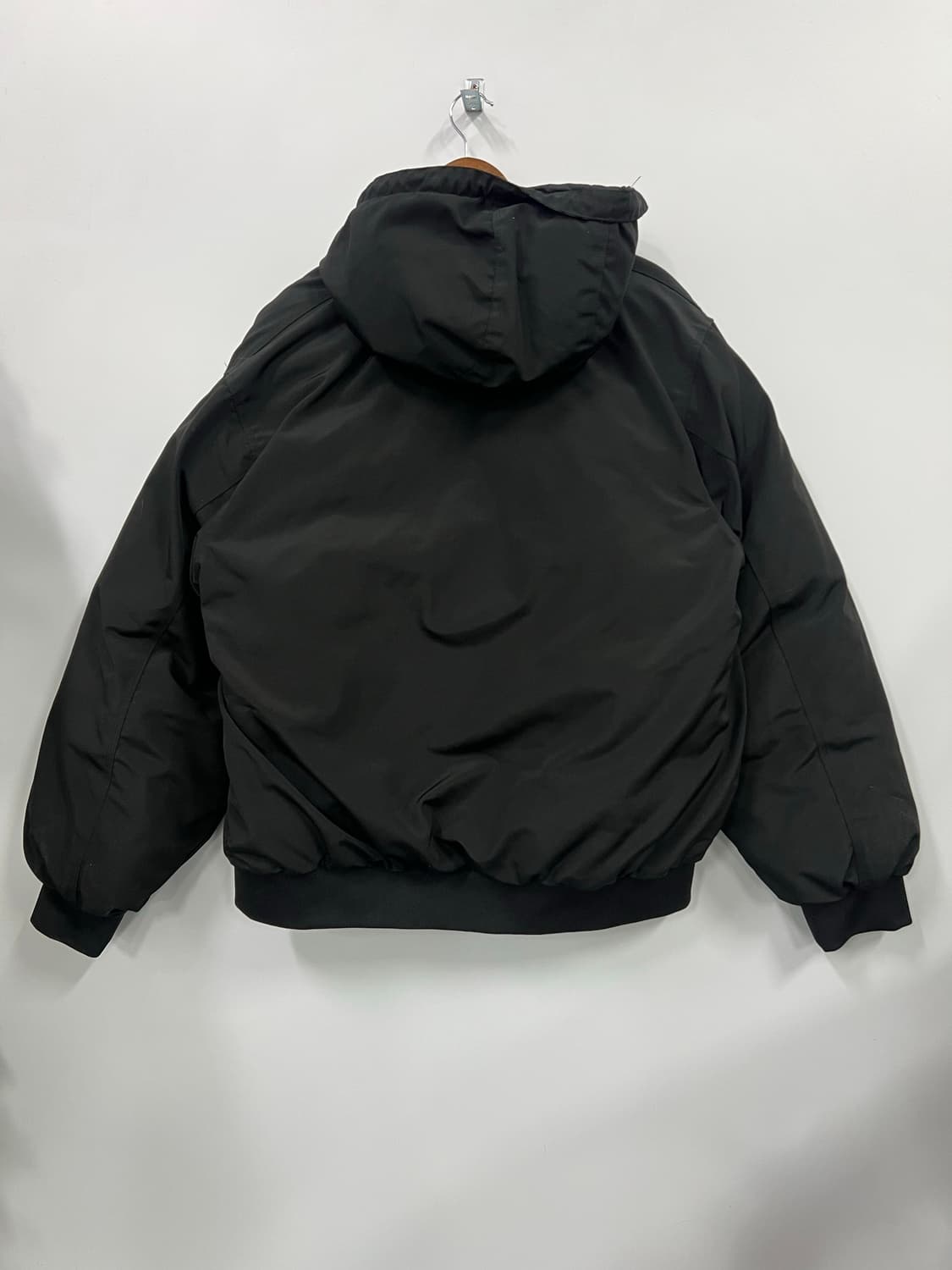 칼하트 블랙 후드패딩 상품이미지4