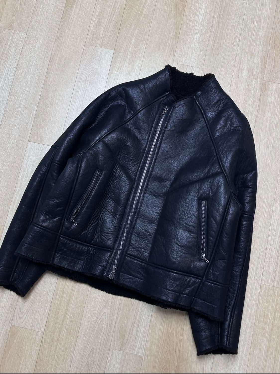 율리우스 무스탕 상품이미지1