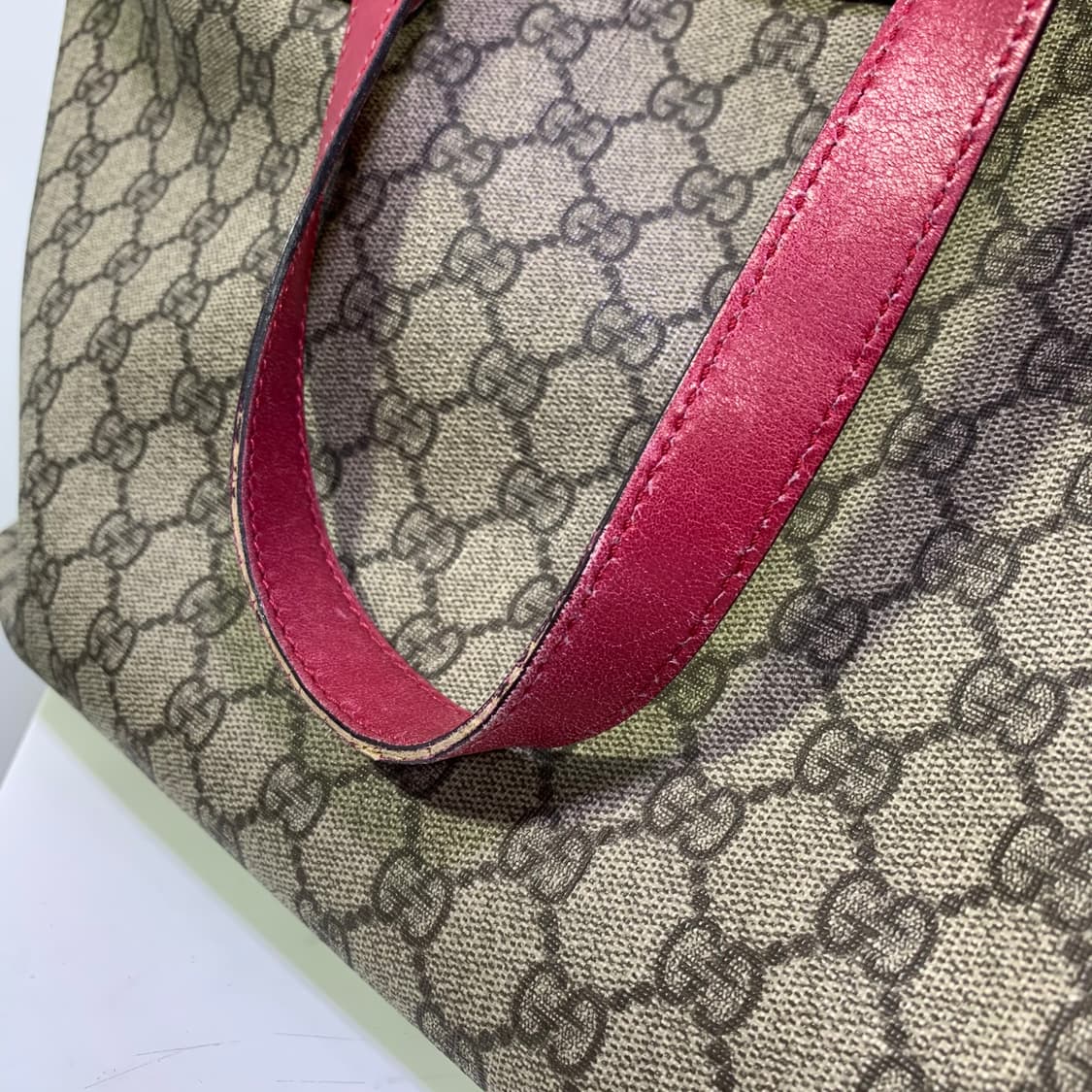 구찌 쇼퍼백 판매합니다  상품이미지3