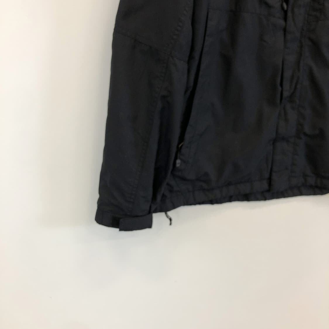 노스페이스 블랙 바람막이자켓 95 사이즈 상품이미지3