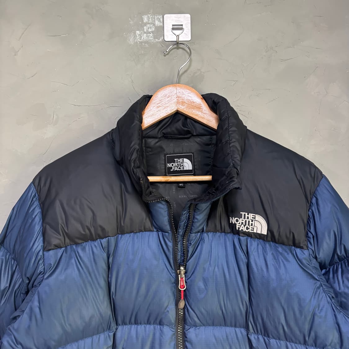 노스페이스 800 써밋시리즈 로체 구스다운 패딩 네이비 상품이미지2