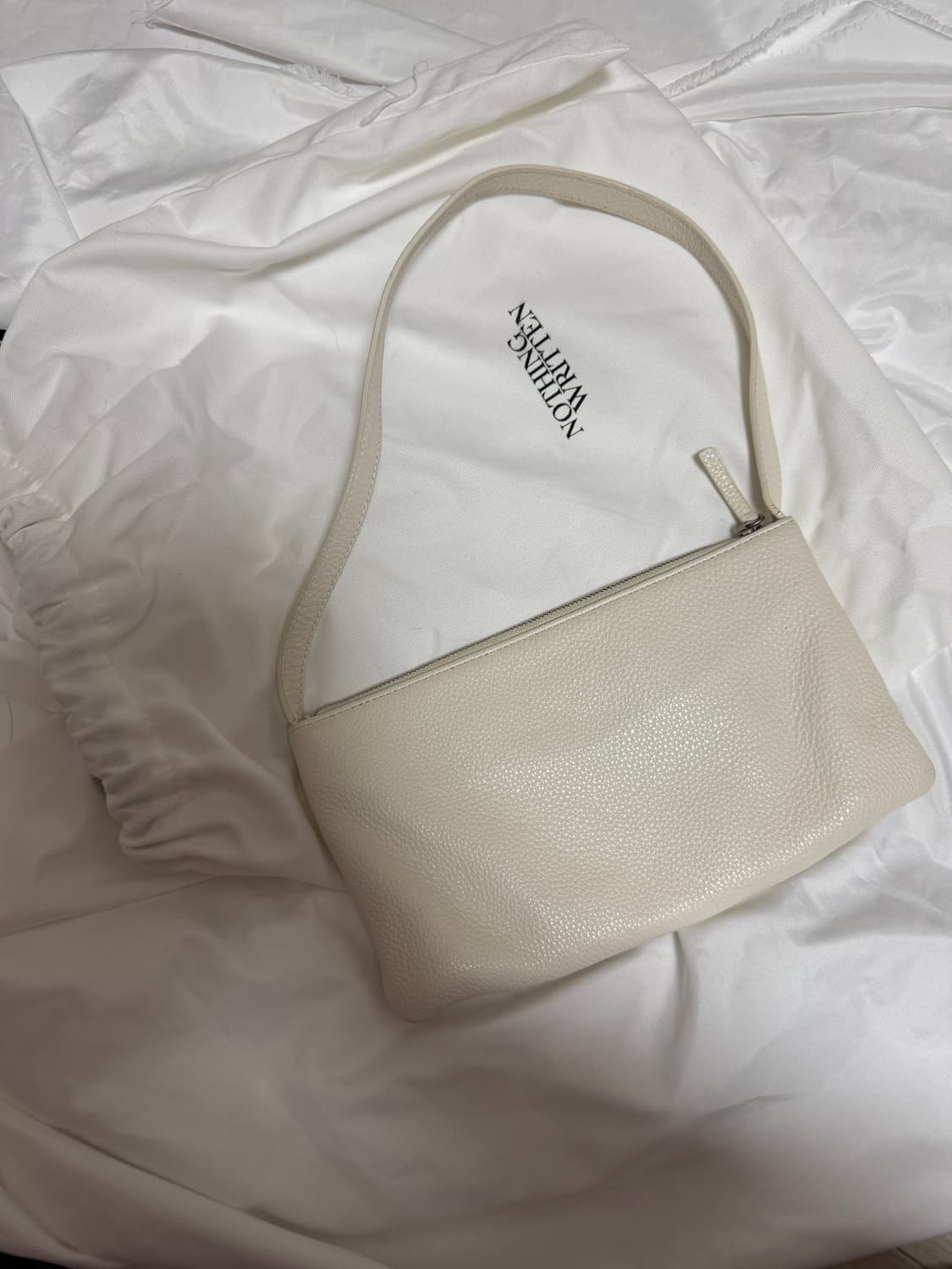 낫띵리튼 숄더백 상품이미지1