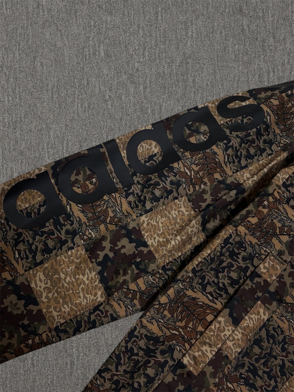 아디다스 체커카모 트랙탑 져지 상품이미지4