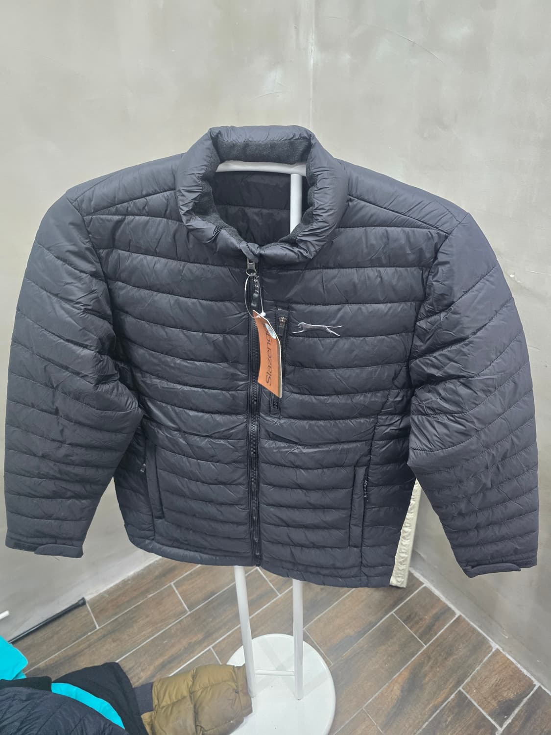 경량패딩 100사이즈 새상품 상품이미지1