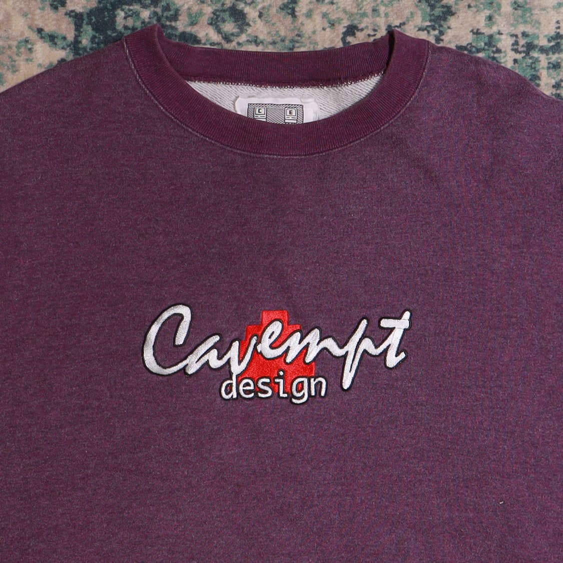 Cav Empt 카브엠트 2020 로고 자수 스웨트셔츠 (버건디 상품이미지2