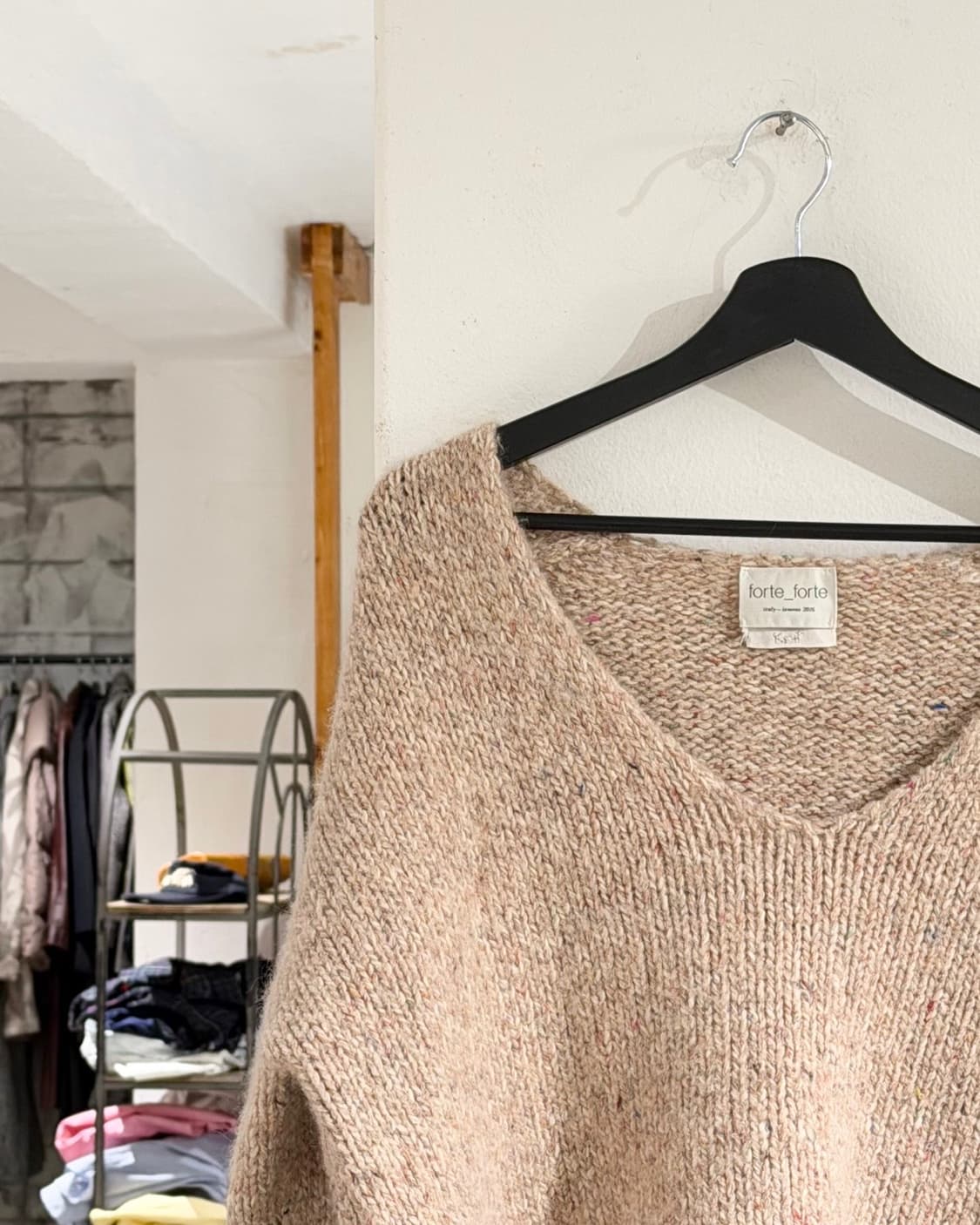 포르테 포르테 핑크 딥 브이넥 스웨터 상품이미지2