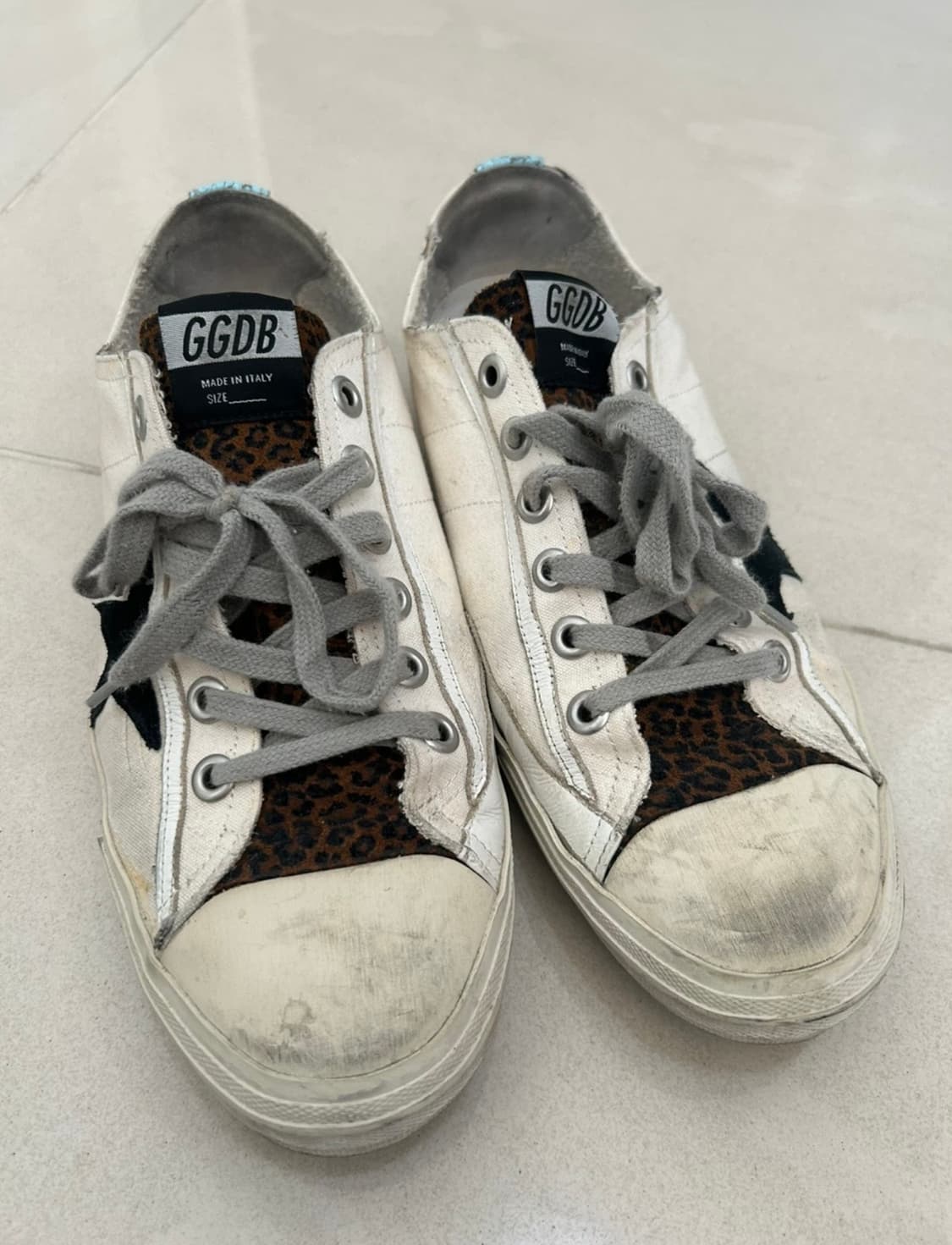 골든구스 VSTAR2 상품이미지1