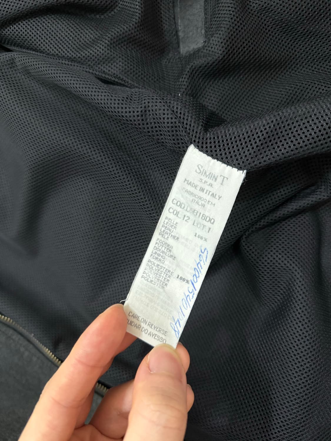 90S ARMANI JEANS FADED TEXTURED BOMBER 상품이미지3