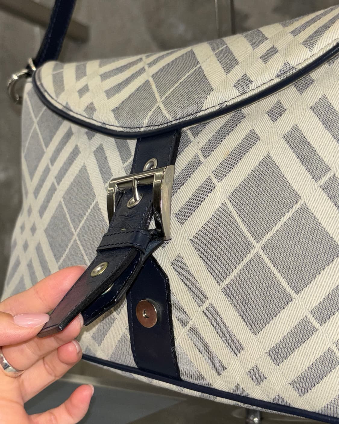 Burberry 버버리 블루라벨 베이지 노바체크 숄더백 상품이미지5