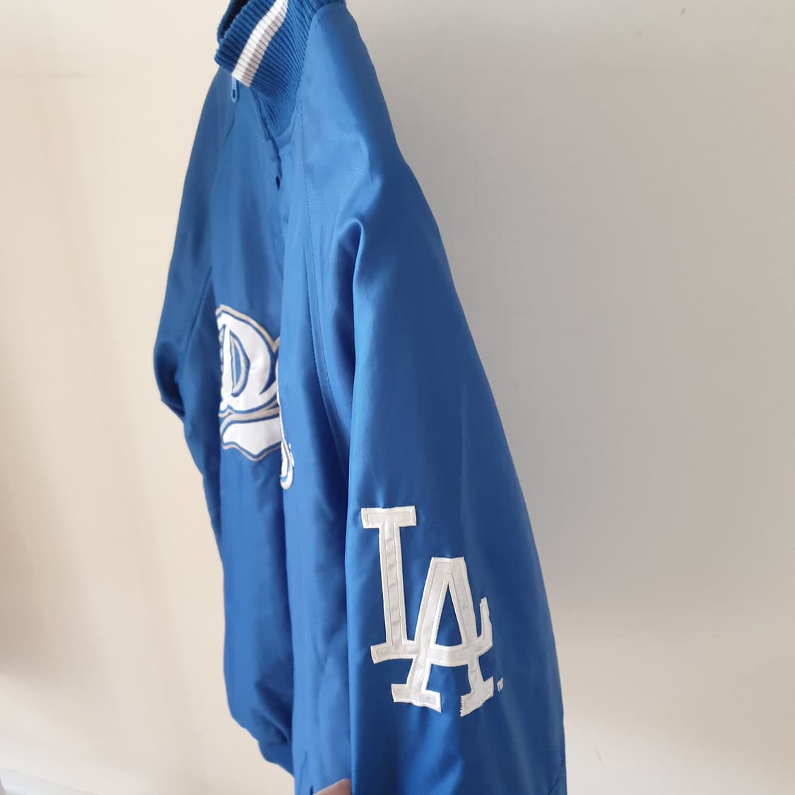 G-III Sports LA다저스 리버시블 점퍼 상품이미지4