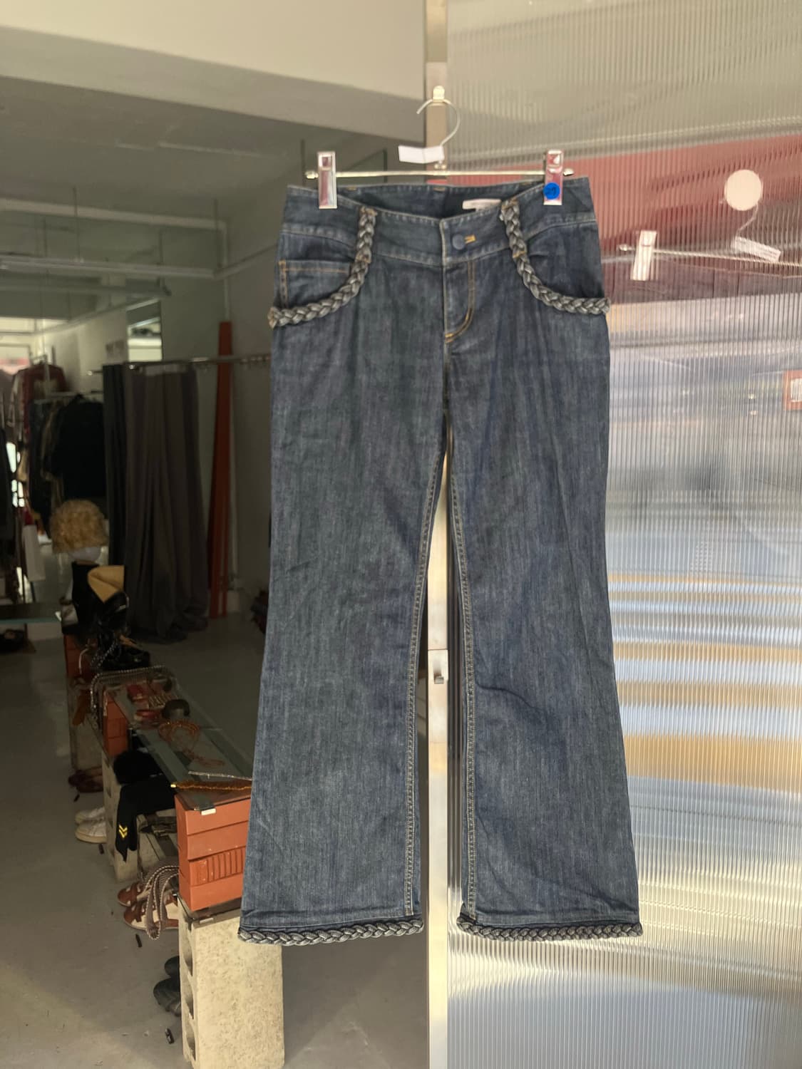 트위스트 트리밍 데님진 상품이미지1