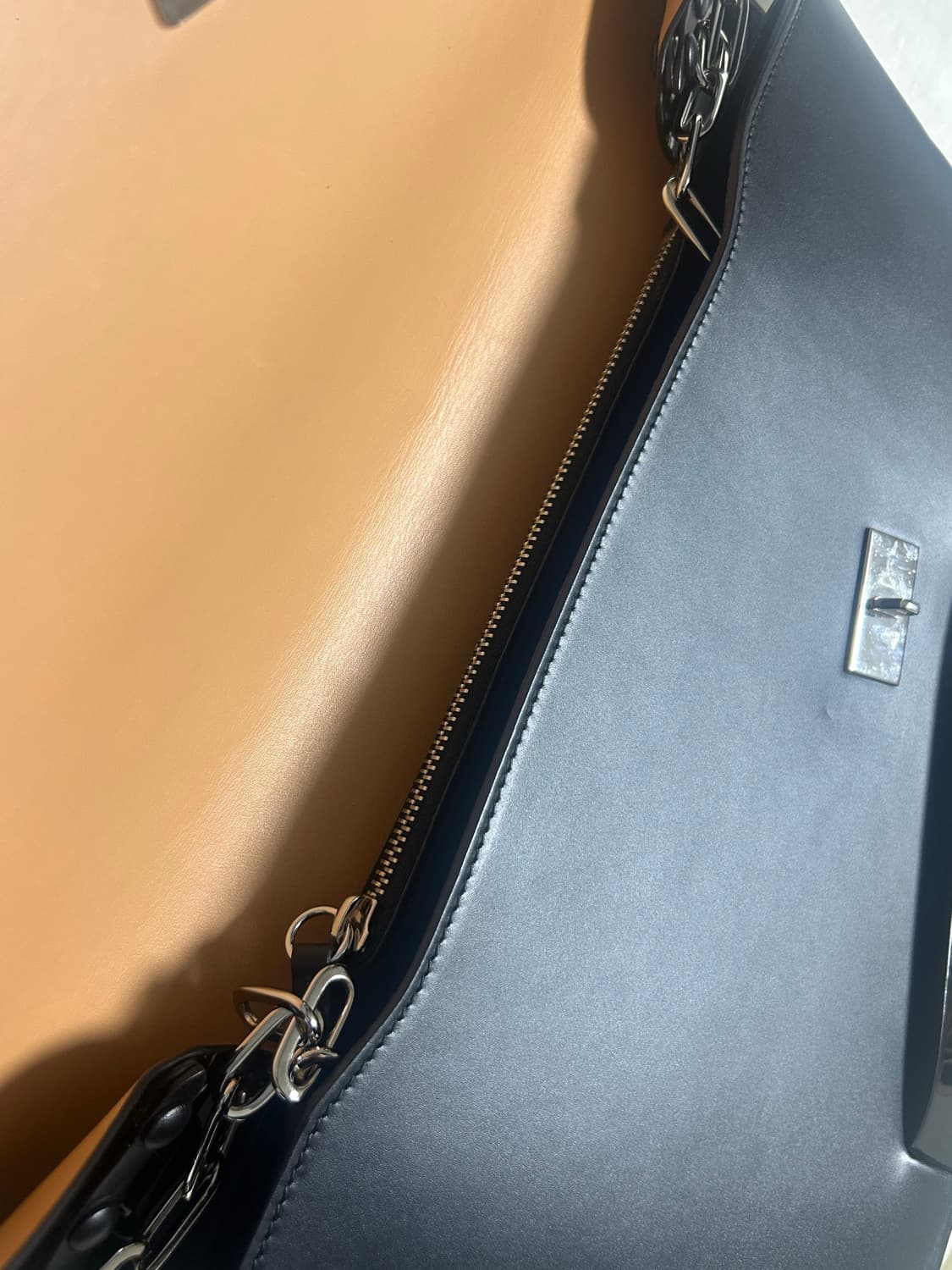 마르지엘라 스내치드백 라지 상품이미지5