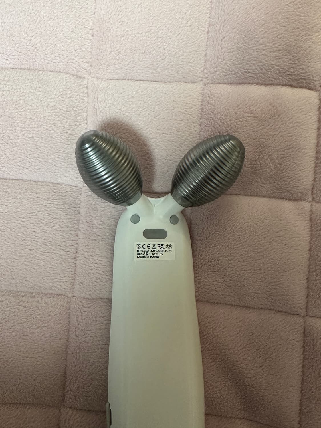 메디큐브 에이지알 더마 ems샷 상품이미지2