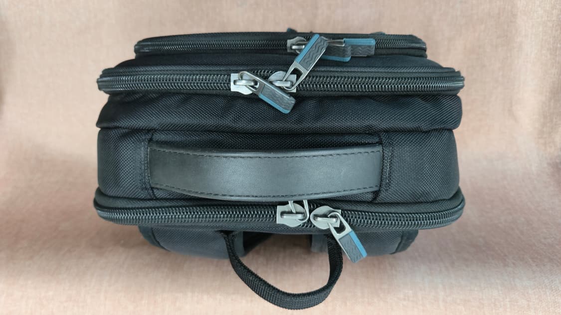 쌤소나이트 17인치 노트북 대용량 비지니스 백팩 상품이미지5