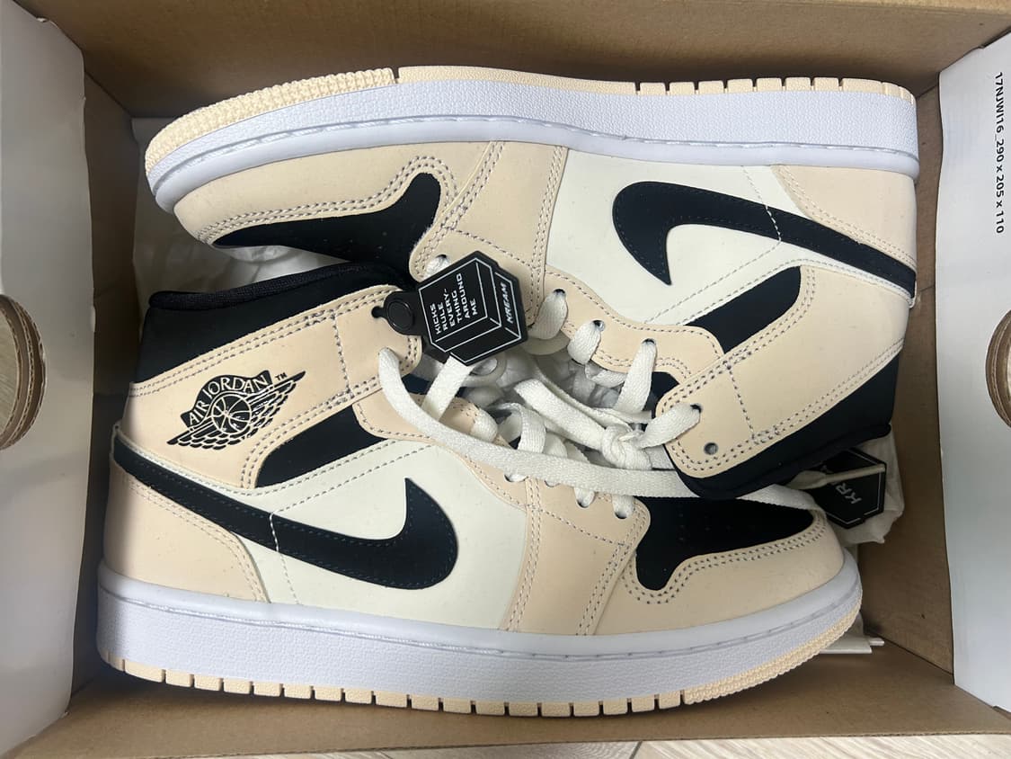 조던1 미드 베얼리 오렌지 w245 상품이미지1