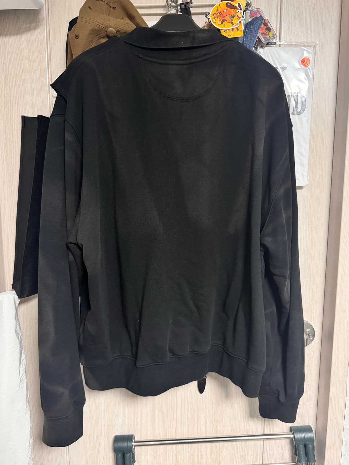 지용킴 스웻셔츠 상품이미지2