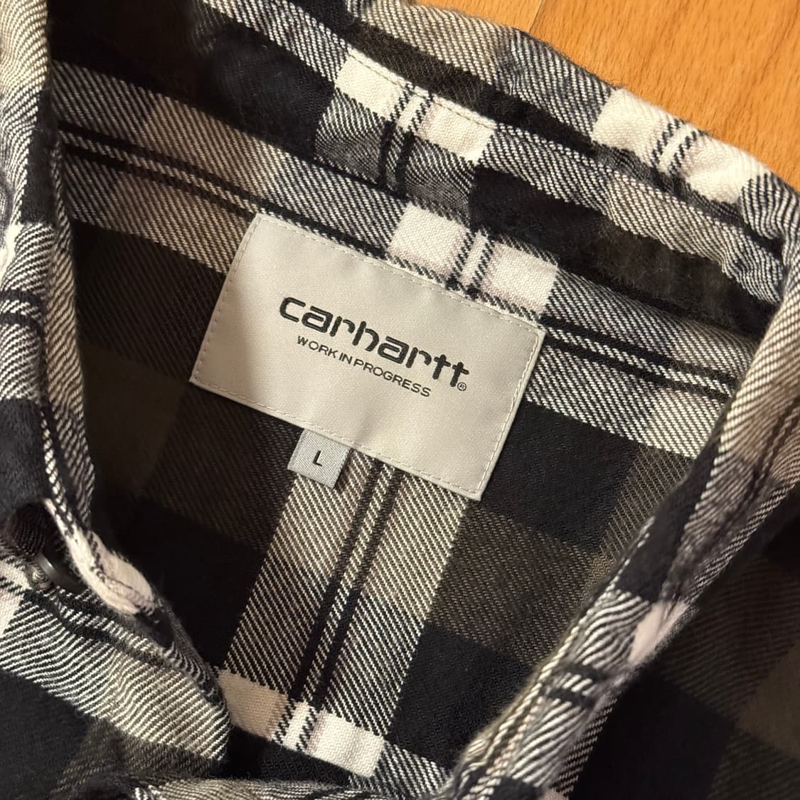 칼하트 WIP 플란넬 체크 셔츠 카키 L 상품이미지3