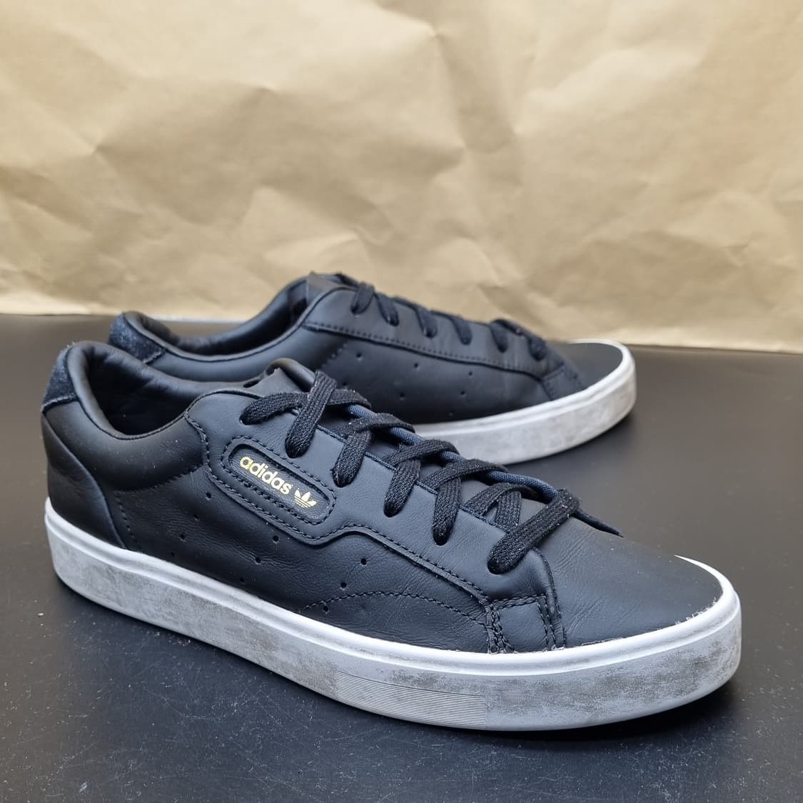 아디다스 슬릭 여성스니커즈235  상품이미지1