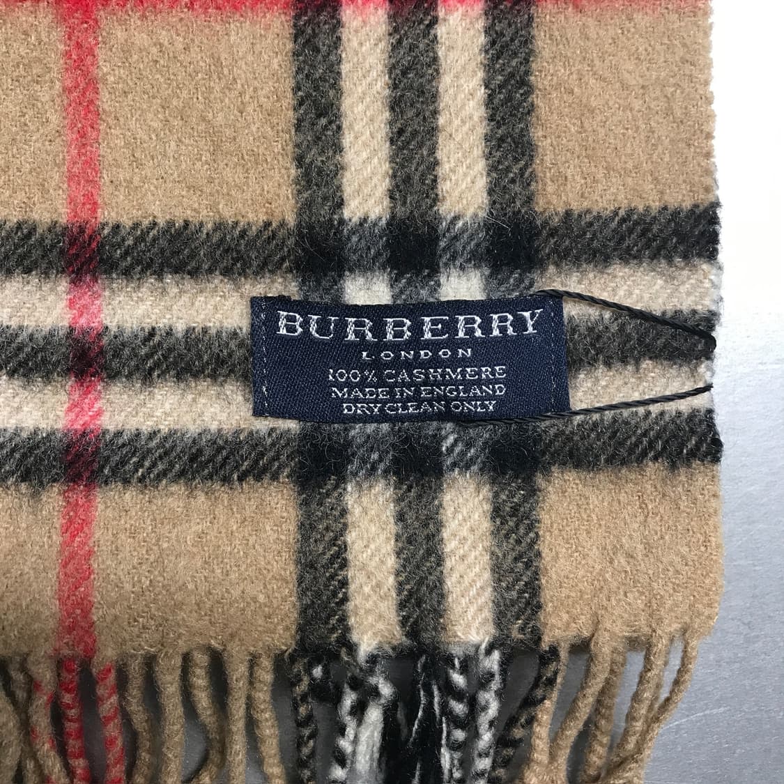버버리 정품 캐시미어 머플러 베이지 상품이미지4