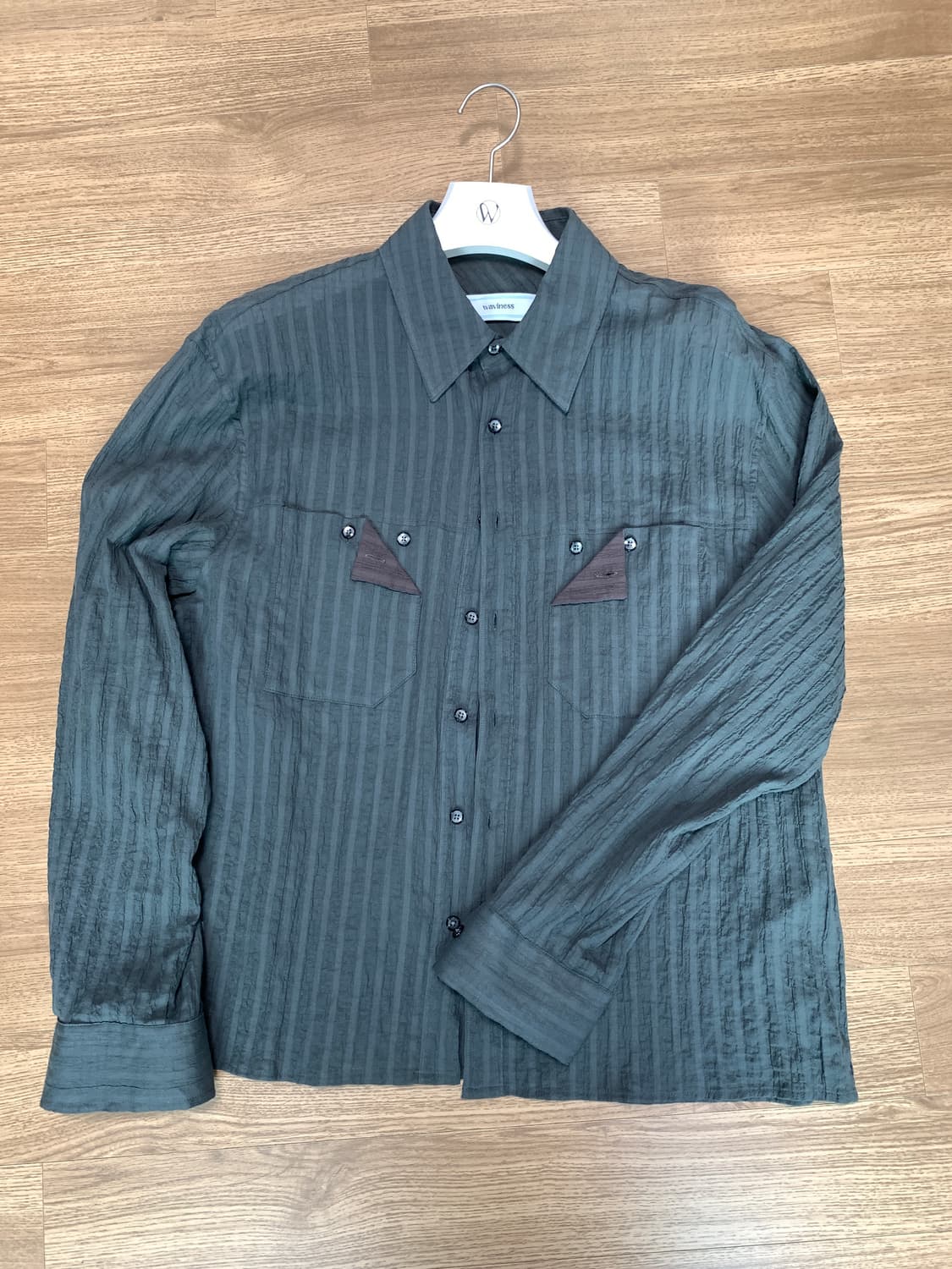 웨이비니스 링클 폴디드 포켓 셔츠 차콜 1사이즈 상품이미지3