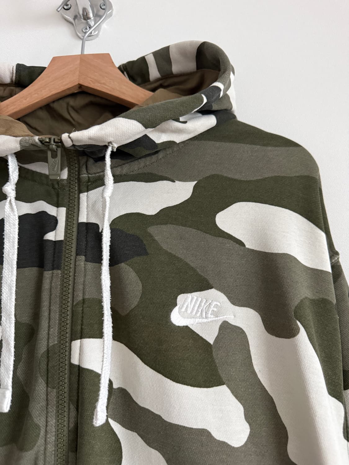 나이키(NIKE) 카모 후드집업 상품이미지3