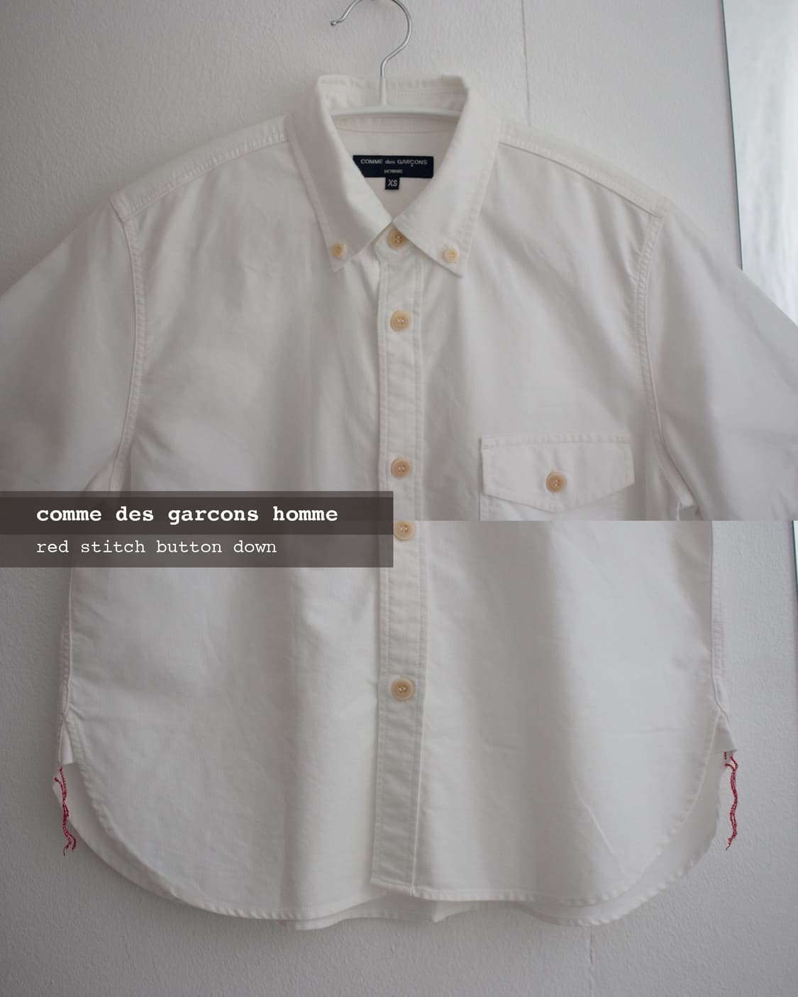 red stitch button down 상품이미지1