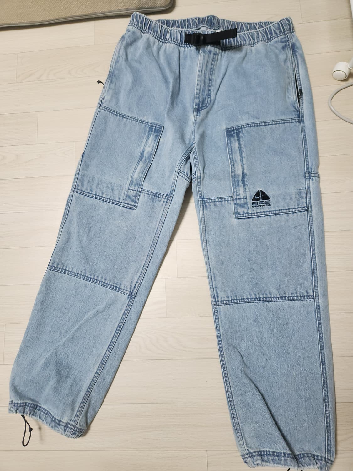 슈프림 x 나이키 ACG 벨티드 데님 팬츠 워시드 블루 - 22FW 상품이미지5