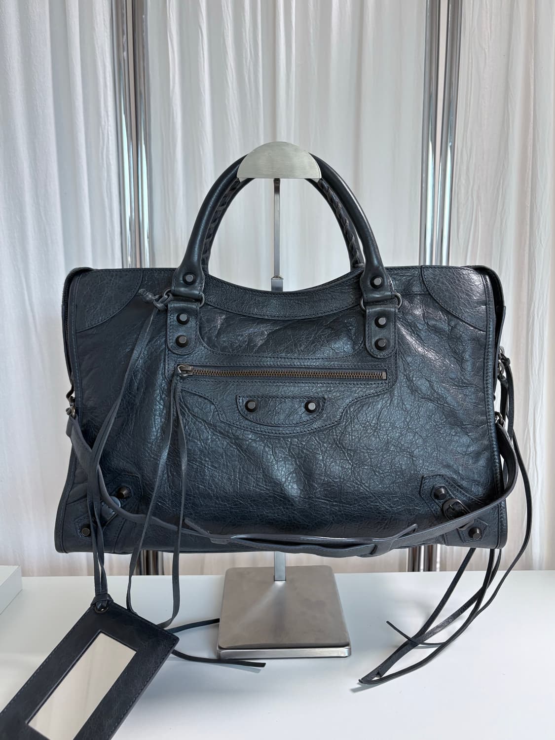 발렌시아가 시티 모터백 그레이 상품이미지1