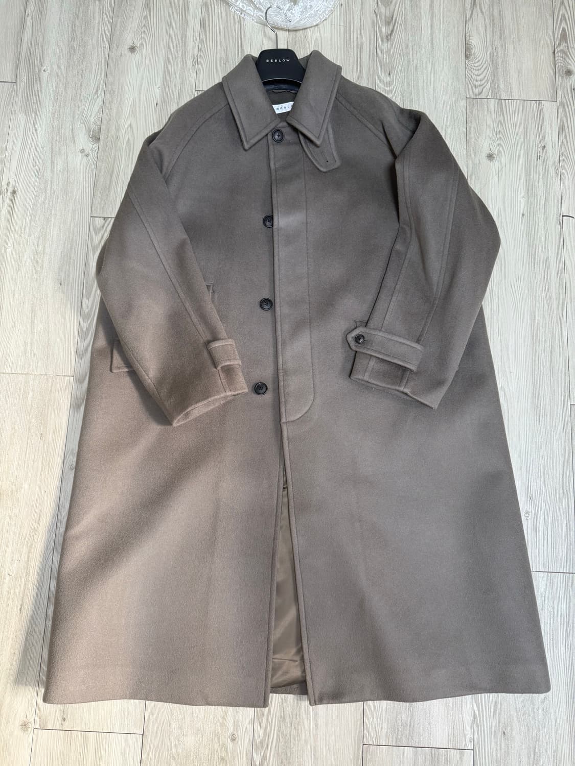 비슬로우 오버사이즈 캐시미어 발마칸코트 더스티브라운 M 상품이미지1