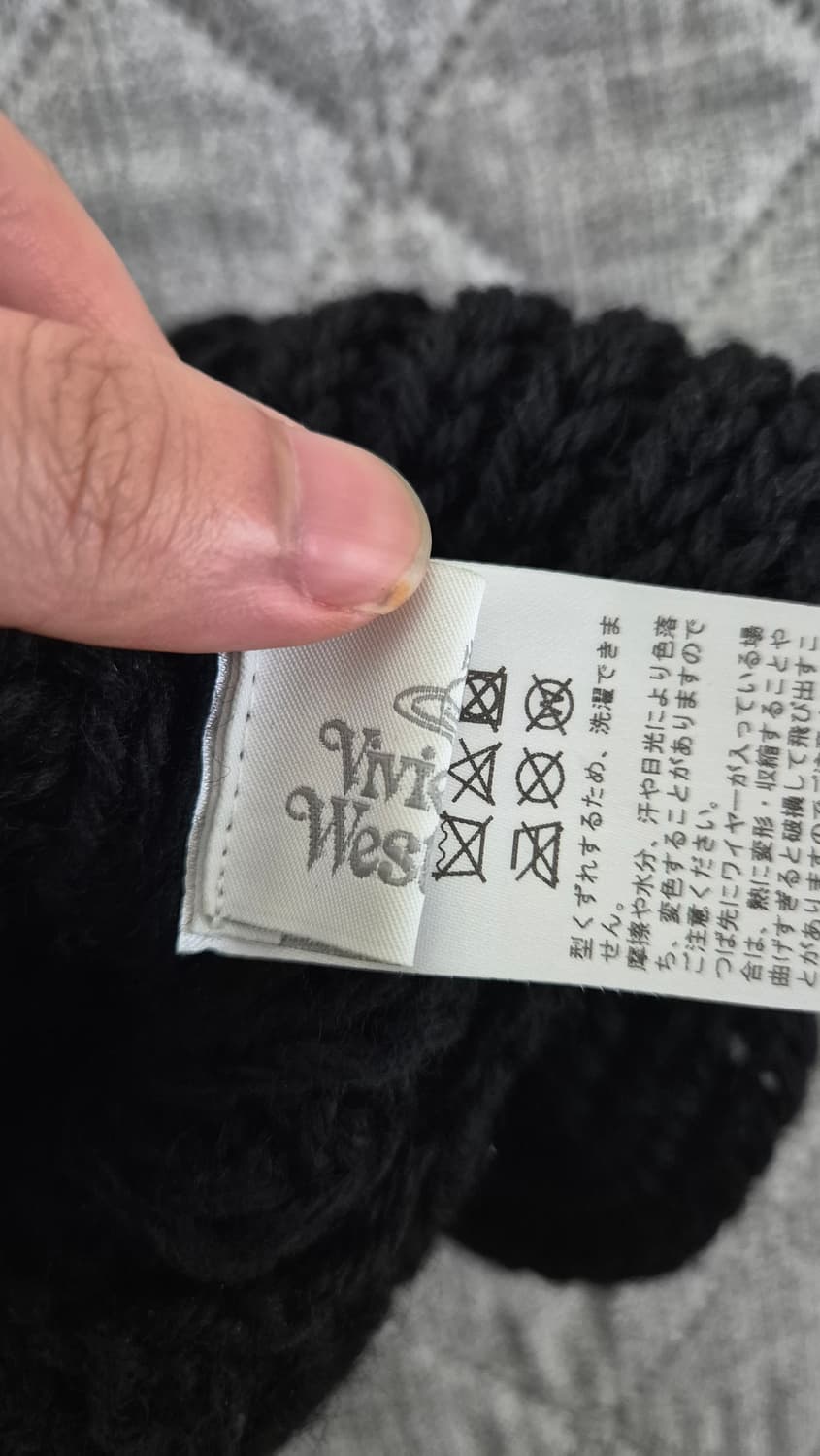 비비안 웨스트우드 이어플랩 캣 비니 상품이미지3