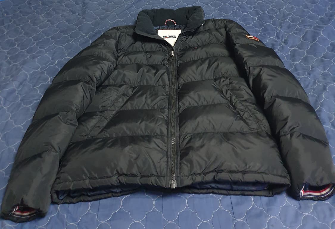 (해외발매) 타미힐피거 빈티지 빅 백로고 다운 숏패딩 블랙 (XL) 상품이미지3
