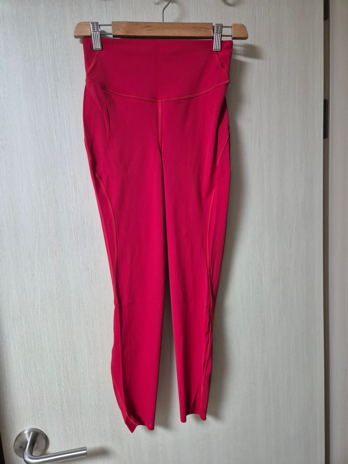 (새제품) 룰루레몬 레깅스 6사이즈 상품이미지3