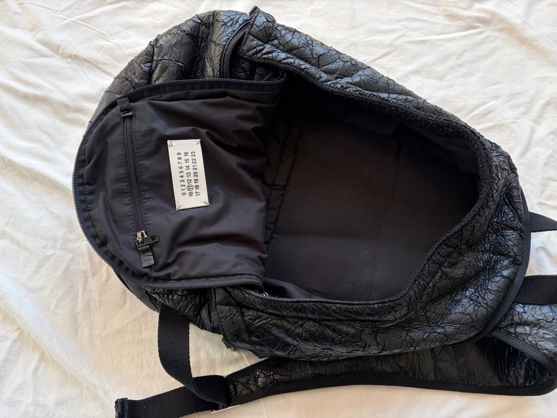 메종 마르지엘라 크링클랩스 백팩 블랙 가방 MM6 Margiela 상품이미지2