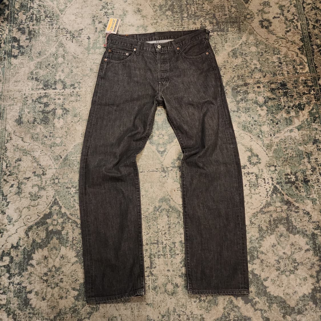 색감이 매력적인 리바이스 501데님 상품이미지1