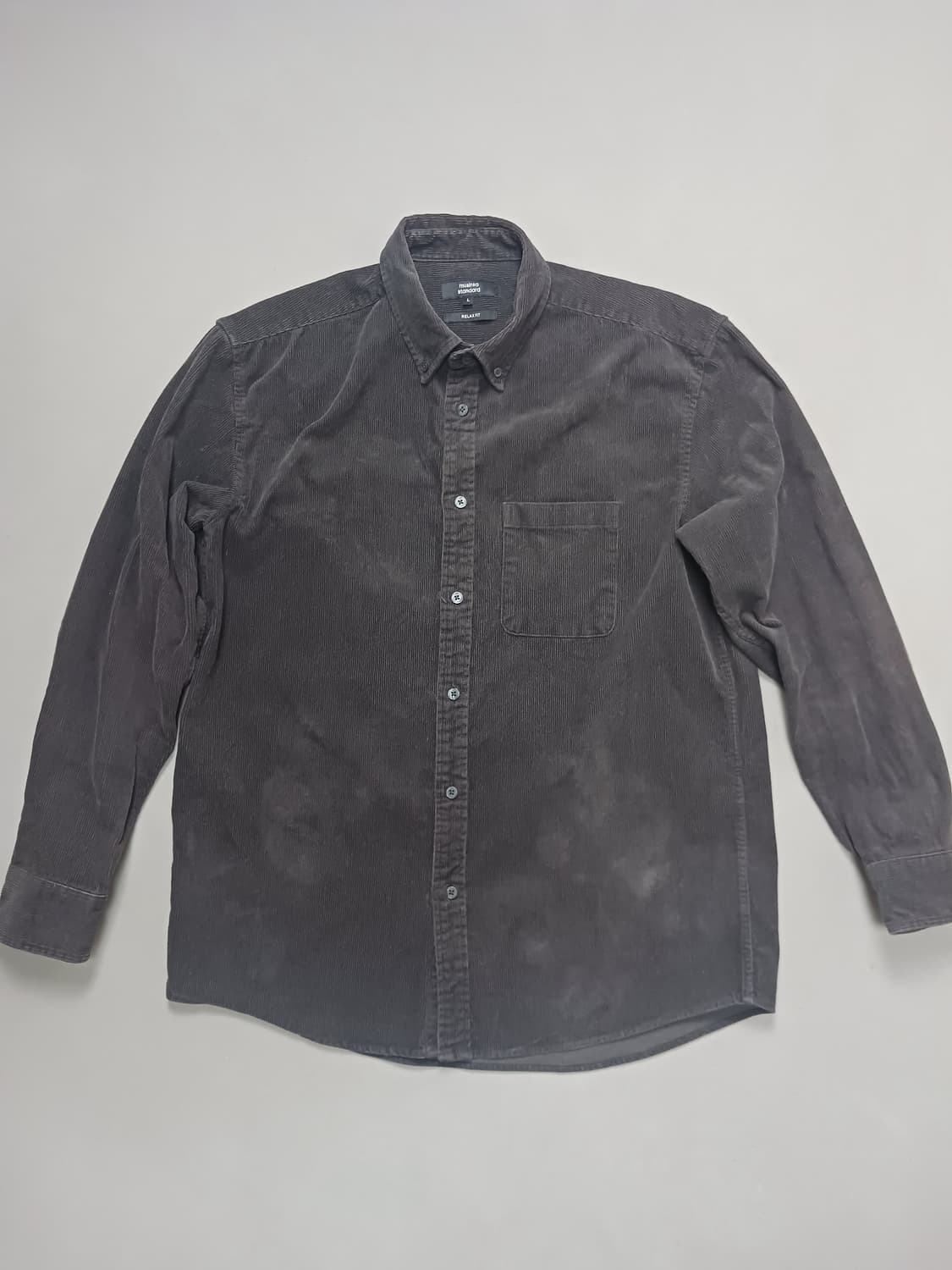 [L] 무신사 스탠다드 릴렉스핏 코듀로이 셔츠 다크그레이 상품이미지1