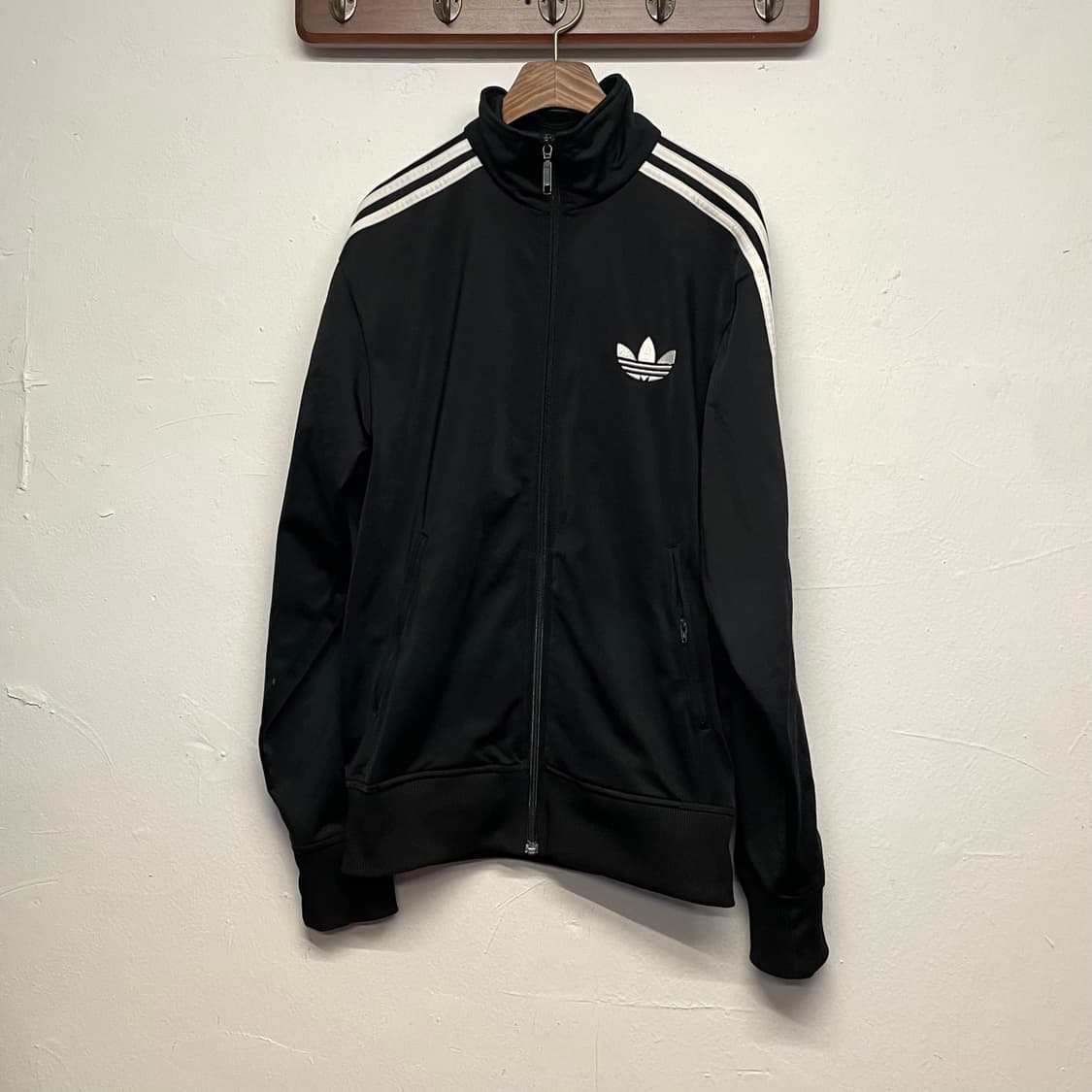 아디다스 파이어버드 블랙 져지 자켓   상품이미지1