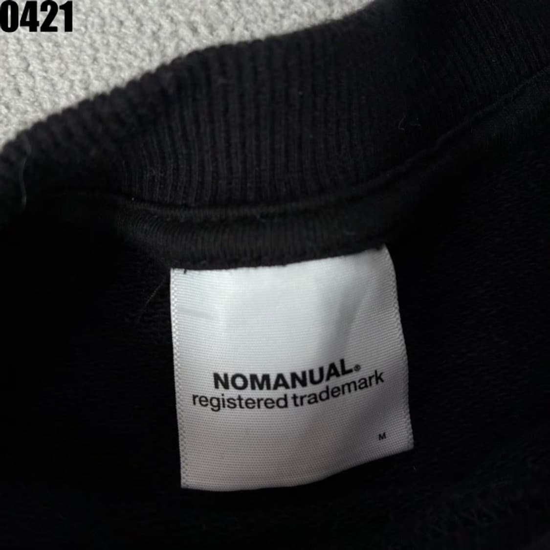 노메뉴얼 블랙 천사 맨투맨 M 상품이미지4
